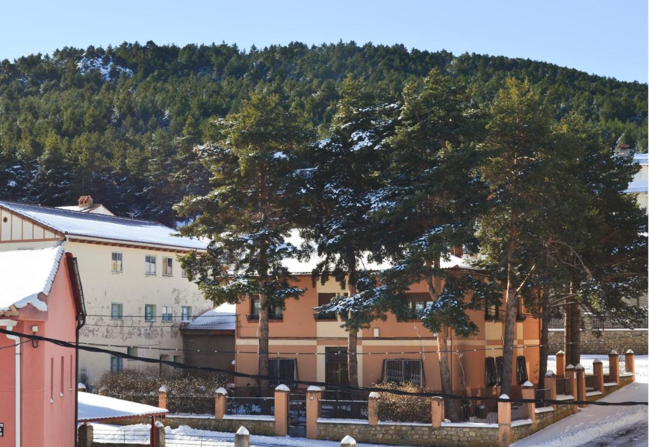 Hotel Suiza Bronchales Exteriér fotografie